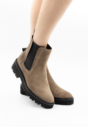 Stivaletti con plateau - beige