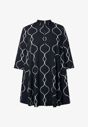 Czarna tunika w kształcie litery A z rękawami 3/4, białymi falistymi pionowymi liniami, stójką i przednim zamkiem na pół.