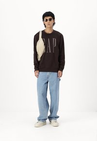 GAP Sweatshirt - terra brown