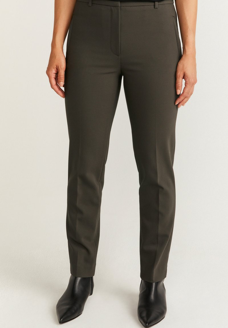 STOCKH LM DESI SLIM FIT - Chinos - black olive