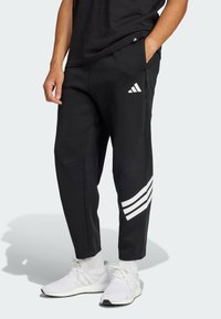 adidas Sportswear - FUTURE ICON 3-STRIPES POCKET LOOSE - Træningsbukser - black Miniaturebillede 1