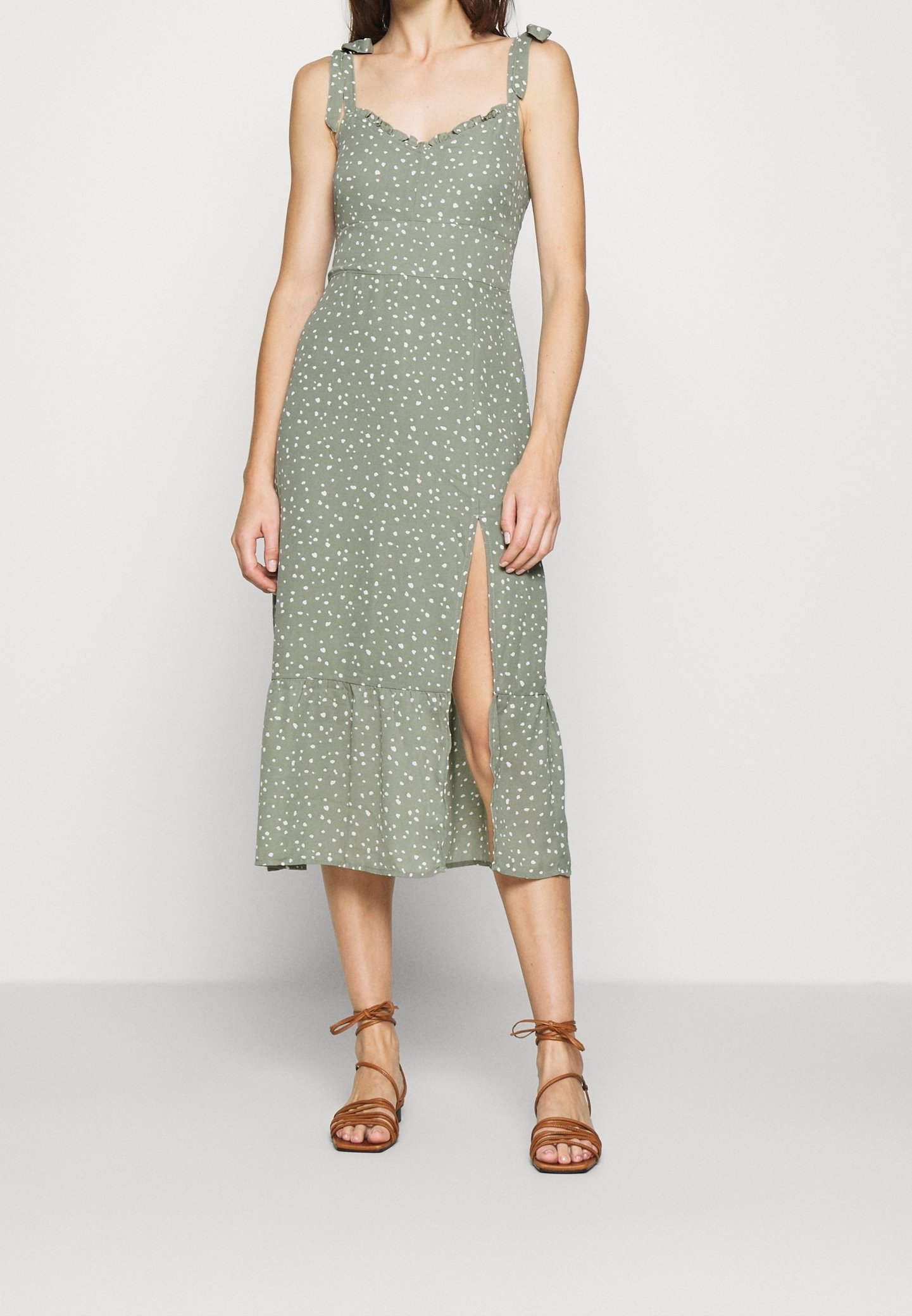 slim fit dress slacks Abercrombie & Fitch Green Dot Fit To Flatter Dress NWT- Size XL – The Saved  Collection