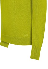 Maglione a maniche lunghe in un vivace verde lime, realizzato in un tessuto a maglia testurizzato. Presenta un orlo e dei polsini a coste, con un piccolo logo in vita.