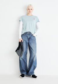 Levi's® STRYDER  - Zapatillas - regular black