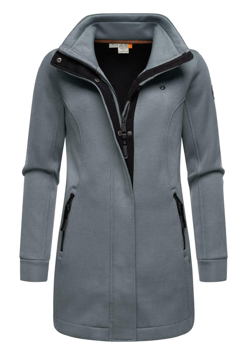 Pilkas užtrauktuku užsegamas paltas su aukštu apykakle, juodais akcentais, dviem užtrauktukais užsegamomis šoninėmis kišenėmis, tekstūruota medžiaga ir šiek tiek priderinta siluetu.