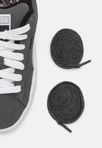 Puma MERRY X MAS - Tennised - shadow gray/black