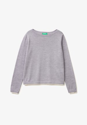 Pull en tricot gris clair à manches longues avec col rond et poignets et ourlet côtelés, posé à plat sur fond blanc.