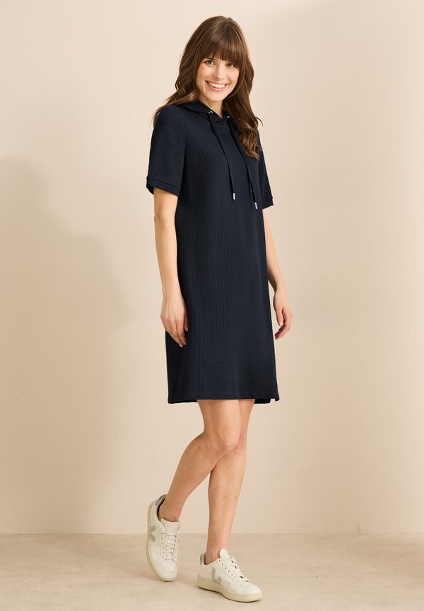 MIT KAPUZE - Strickkleid - blau