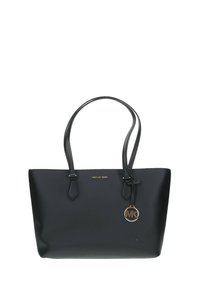 Borsa tote in pelle nera con due manici superiori, caratterizzata da un pendente dorato con il logo MK e da un marchio impresso sul fronte. Tessuto liscio e forma strutturata.
