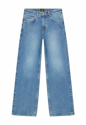 Hellblaue weit geschnittene Jeans aus Denim, mit einem klassischen Fünf-Taschen-Design, subtiler Ausbleichung und sichtbarem Knopf- und Reißverschluss.