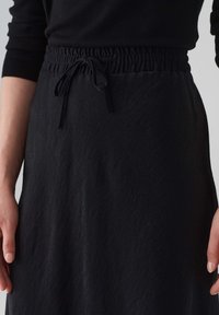 OPUS A-lijn rok - black