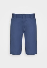 Calções azul-marinho com corte reto, apresentando uma cintura plana, dois bolsos frontais e uma textura suave. Sem padrões ou acessórios visíveis.