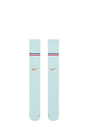 Lyseblå Nike atletikstrømper med røde, hvide og blå striber nær toppen og en orange Nike swoosh-logo på hver sok.
