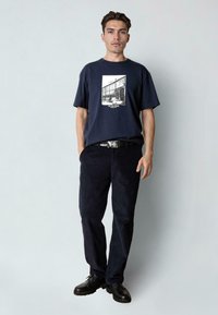 Clean Cut Copenhagen T-shirts med print - navy