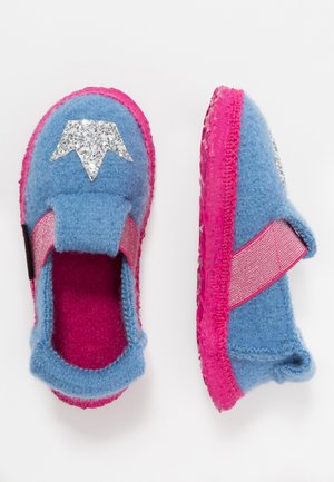 HEARTBREAK - Slippers - hellblau