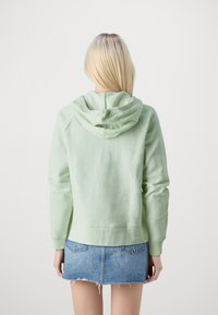 GAP HERITAGE - Mikina so zipsom - matcha green