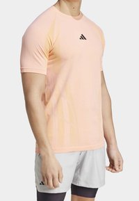 adidas Performance Sports T-shirt - light pink
