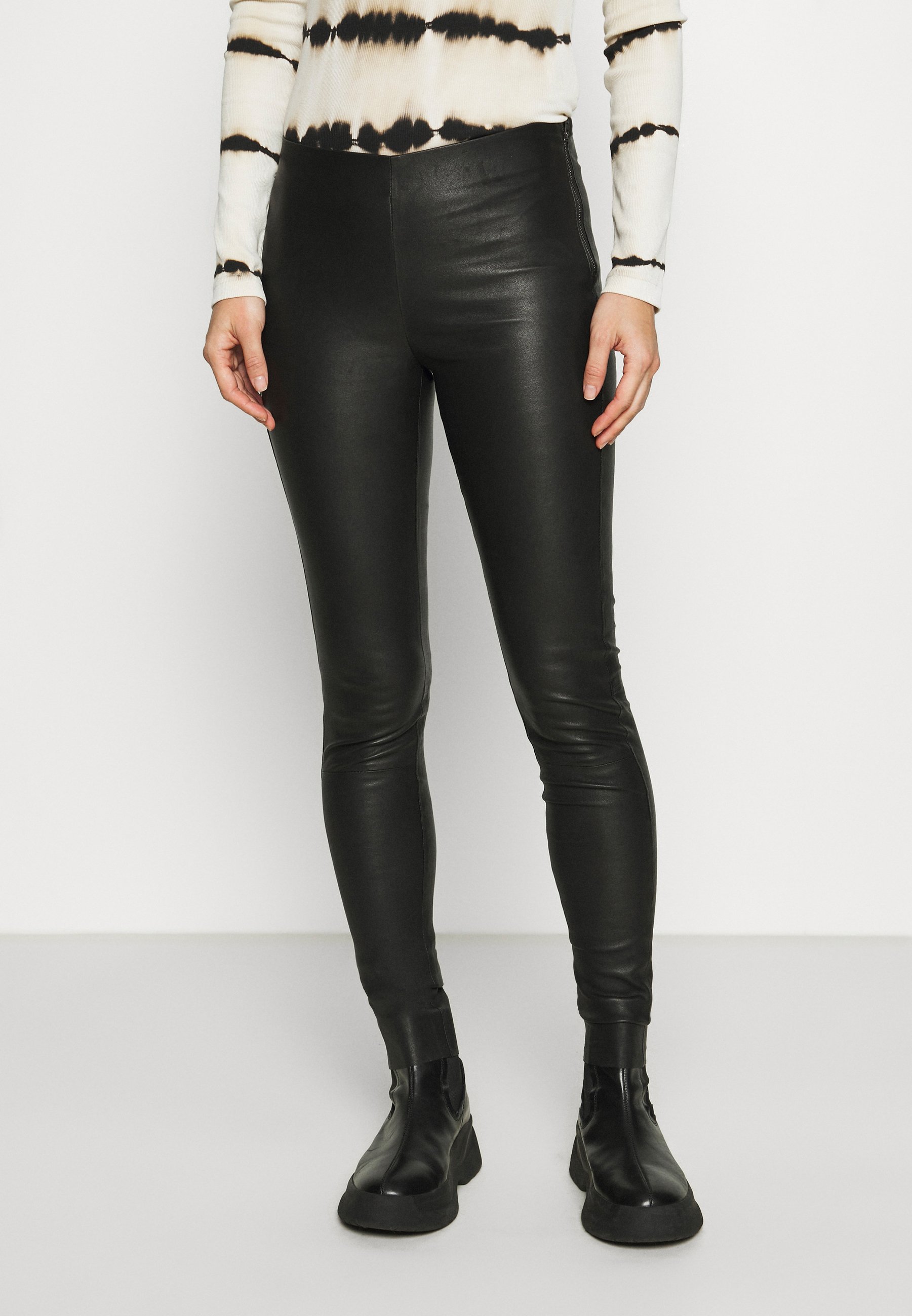 JUST FEMALE NEX - Pantaloni di pelle - black/nero - Zalando.it