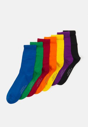 COMFORT IN BOX 7 PACK - Strumpor - rainbow