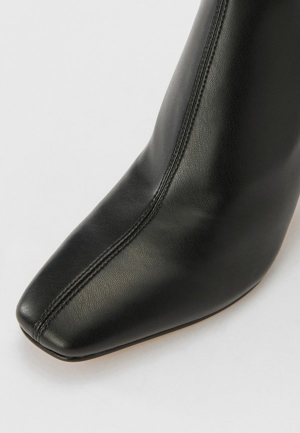 GLAMOR H2O - Classic ankle boots4