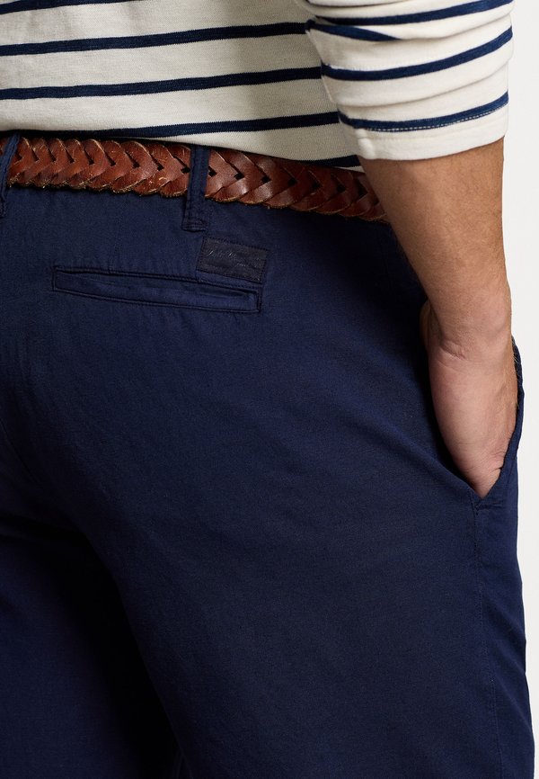 CLASSIC FIT MARITIME SHORT - Shorts4