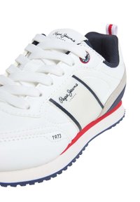 Pepe Jeans Tenisice - off white