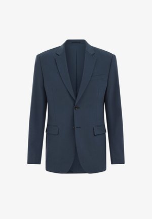 Giacca business blu navy con rever a punta, due tasche frontali, una tasca sul petto e chiusura a un bottone. Tessuto liscio e design su misura.