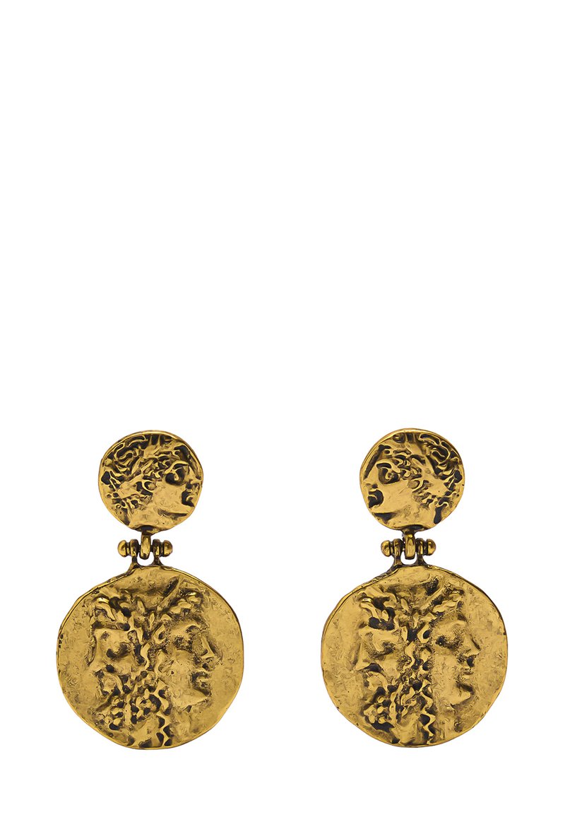 Złote kolczyki z okrągłymi, fakturowanymi dyskami z szczegółowymi historycznymi twarzami. Wzór zawiera okrągły element mocujący.