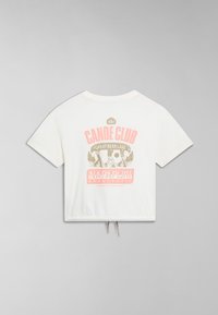 Witte cropped t-shirt met een ronde hals en korte mouwen. De achterkant is voorzien van een roze en gouden graphic print met tekst en illustraties.