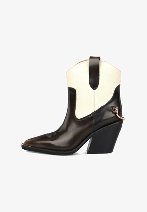 Alma en Pena, Stivaletti con tacco - Black