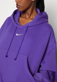 Nike Sportswear HOODIE - Sweatshirt com capuz - lapis/blackened blue