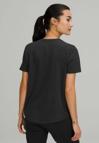 lululemon LOVE CREW - Jednoduché tričko - black