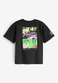 Next RELAXED FIT SHORT SLEEVE GRAPHIC STANDARD - T-Shirt print - black nyc skate