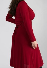 Stockholms Klänningsfabrik PAULINE - Trikoomekko - red