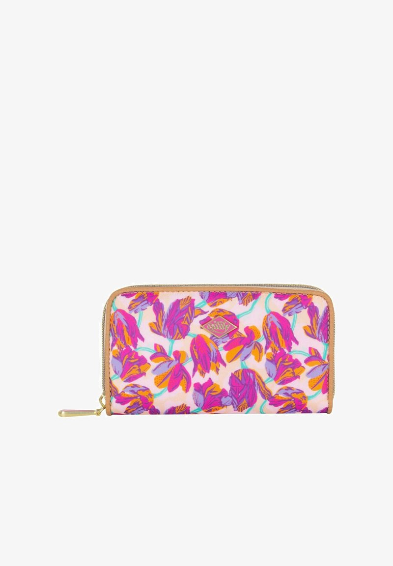 Cartera con cierre alrededor de tela rosa claro con coloridos patrones florales en púrpura, naranja y verde. Acentos en tono dorado.