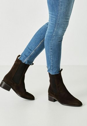 Tamaris, CHELSEA BOOT - Ankle Boot - mocca suede