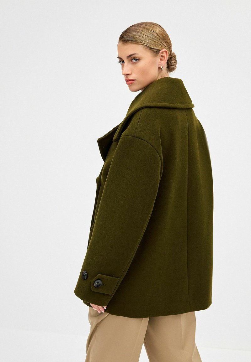 Next PEA - Kurzmantel - khaki green/grün - Zalando.de 