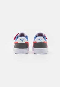 Puma CAVEN 2.0 UNISEX - Sneakers laag - cool dark gray/blue skies/active red