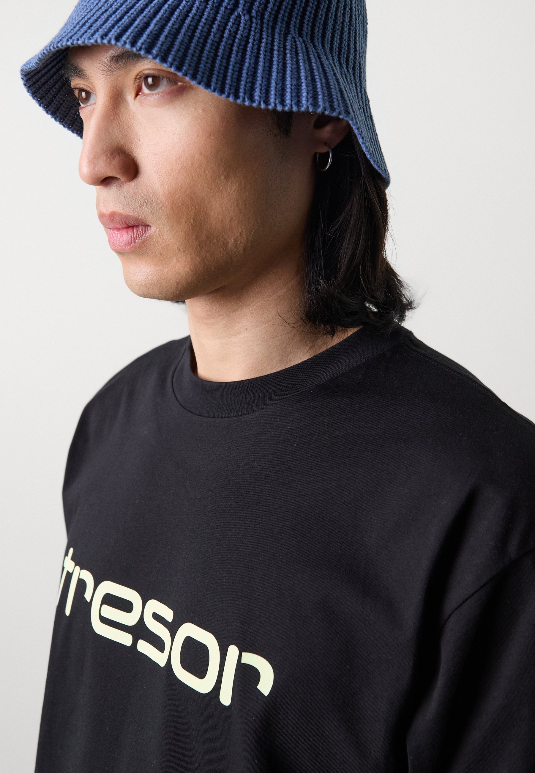 【Carhartt】 TECHNO ALLIANCE S/S T-SHIRT tresorcarharttshirt.jpg?v=