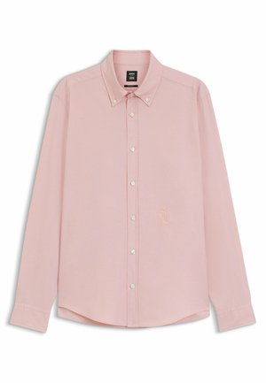 Chemise pour homme à manches longues de couleur rose clair, à boutons, avec un col boutonné et un logo brodé subtilement sur le côté gauche devant.