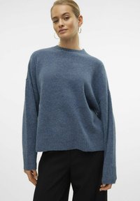 Vero Moda VMBOOM O NECK   - Strickpullover - china blue