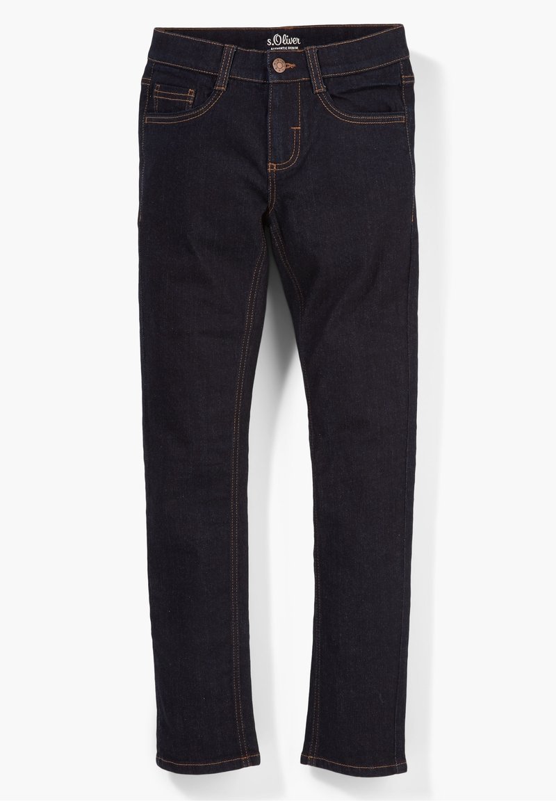 Jeans de mezclilla azul oscuro con un corte ajustado, presentan costuras naranjas, cinco bolsillos y un logo en la cinturilla. Textura suave, piernas rectas.