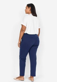 Wasabi Concept WA-SINA 2 - Chinos tipa bikses - blue iris
