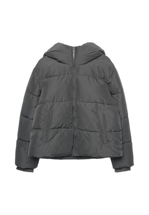 Giacca nera imbottita con cappuccio, caratterizzata da un design a righe verticali, chiusura frontale con zip e due tasche laterali. Tessuto morbido e liscio.