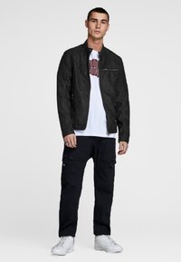 Jack & Jones JJEROCKY NOOS - Casaco de pele sintética - black