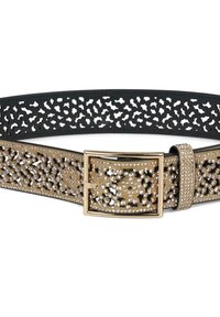 Cinturón decorativo con hebilla de metal en tono dorado, respaldo negro y una parte frontal perforada en beige adornada con rhinestones de varios tamaños.