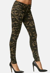 Elara SKINNY FIT - Leggings - grün