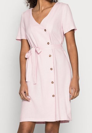 Vero Moda Petite Robe de jour - pink