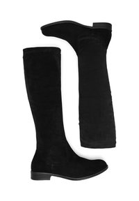 Czarne, do kolan, botki wykonane z zamszu, o zaokrąglonym nosku, płaskim obcasie i dekoracyjnym przeszyciu po bokach. Gładka tekstura na całej powierzchni.