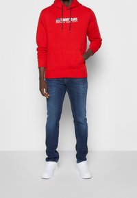 Tommy Jeans Bluza z kapturem